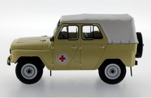 UAZ 469 BG Russian Medical Services - Sand and White Roof - 1977