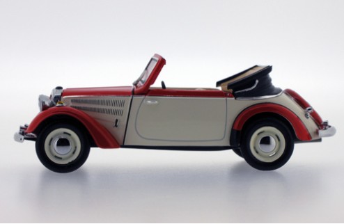 IFA F8 Cabrio - Red and Off-White - 1953