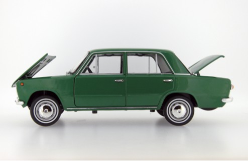 FIAT 124 - Green - 1970