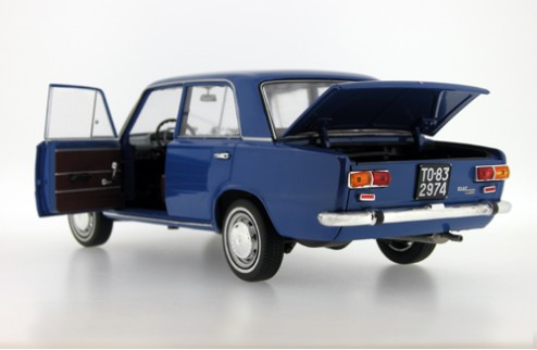 FIAT 124 - Blue - 1970