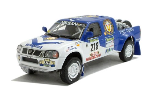 NISSAN NAVARA Pick Up Paris-Dakar 2003 - D. Housieaux