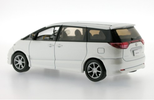 TOYOTA Previa 2006 White Pearl Metallic