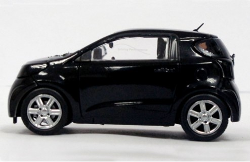 TOYOTA IQ International Motor Show Geneva presentation car 2009