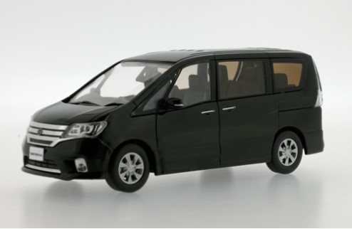 NISSAN Serena - 2010 - Black