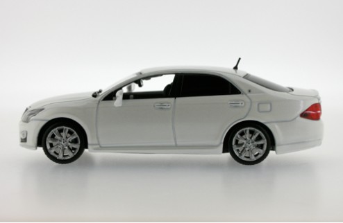 TOYOTA Crown Athlete - 2008 - White Pearl