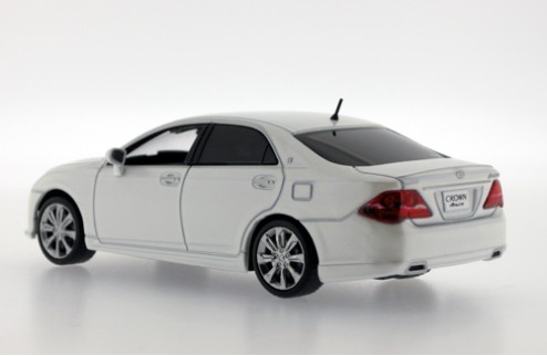 TOYOTA Crown Athlete - 2008 - White Pearl
