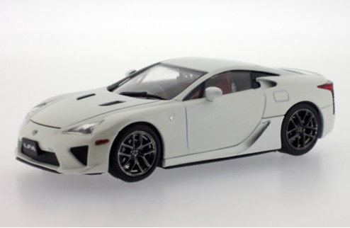 LEXUS LFA Pearl White 2011