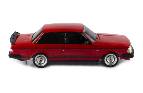 VOLVO 240 TURBO “CUSTOM” RED - 1986