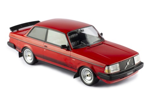 VOLVO 240 TURBO “CUSTOM” RED - 1986