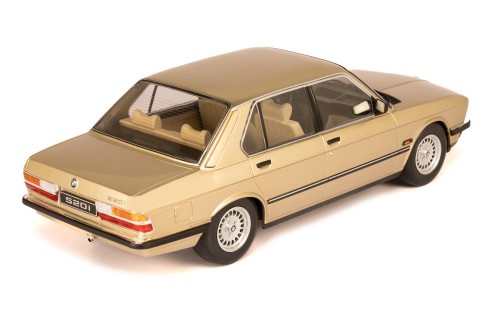 BMW 520i (E28) 1987 Metallic Gold