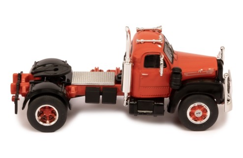 Mack B 61 1953 Red
