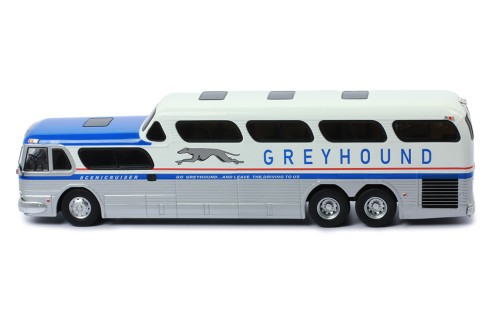 GREYHOUND Scenicruiser 1956 Chicago 0831