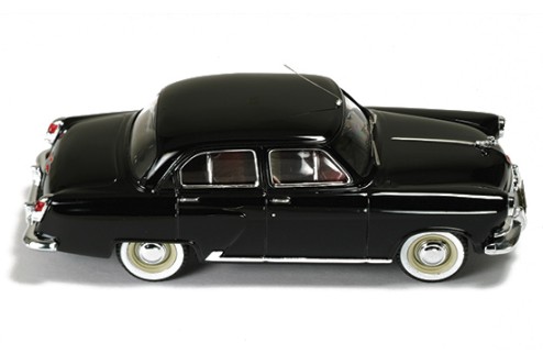 Volga M21 Serie 1 1956 Black (with Rose interiors)
