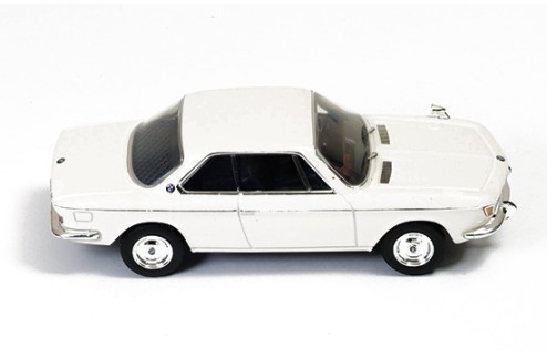 BMW 2000 CS 1966 Beige (interior Dark Blue)