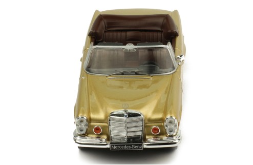 MERCEDES-BENZ 280 se 3.5 (W111) 1969 - Golden