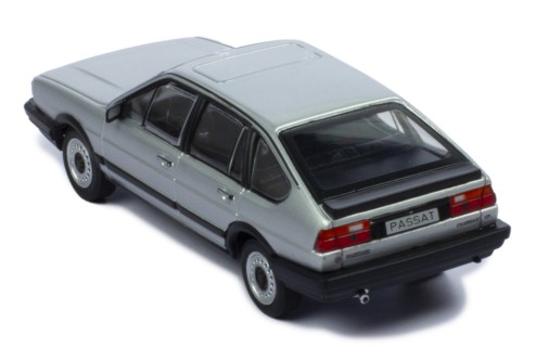 VOLKSWAGEN Passat B2 1980 Silver