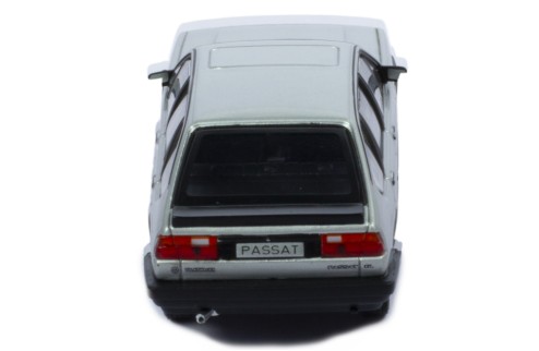 VOLKSWAGEN Passat B2 1980 Silver