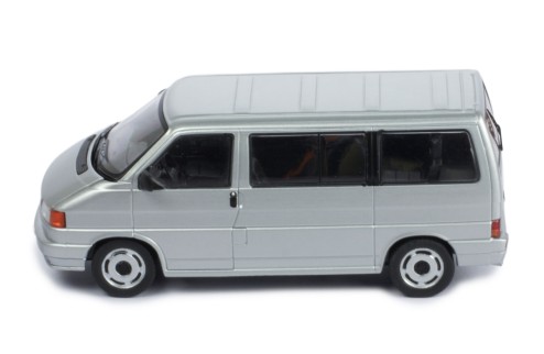 VOLKSWAGEN Transporter (T4) Caravelle 1990 Silver