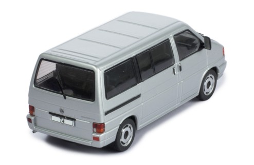 VOLKSWAGEN Transporter (T4) Caravelle 1990 Silver