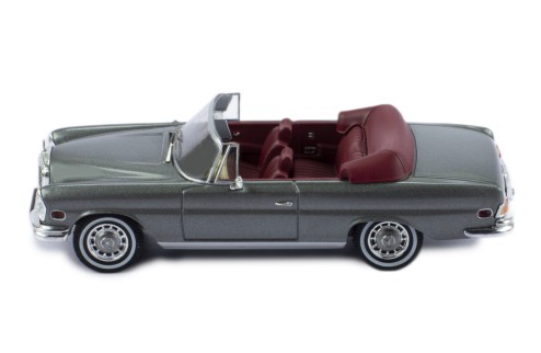 MERCEDES-BENZ 280 SE Hochkühler 1969 (W111) Metallic Grey