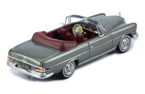 MERCEDES-BENZ 280 SE Hochkühler 1969 (W111) Metallic Grey