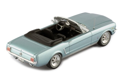 FORD MUSTANG Convertible 1965 Light blue