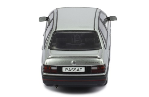 VOLKSWAGEN PASSAT GT 1988 Silver