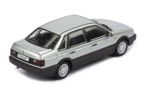 VOLKSWAGEN PASSAT GT 1988 Silver