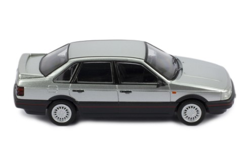 VOLKSWAGEN PASSAT GT 1988 Silver