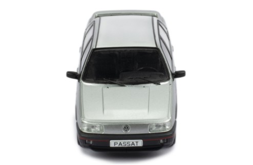 VOLKSWAGEN PASSAT GT 1988 Silver