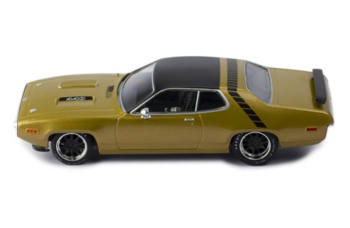 PLYMOUTH GTX Runner 1971 Metallic Gold