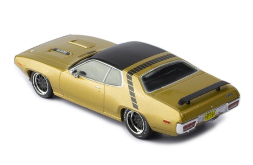 PLYMOUTH GTX Runner 1971 Metallic Gold