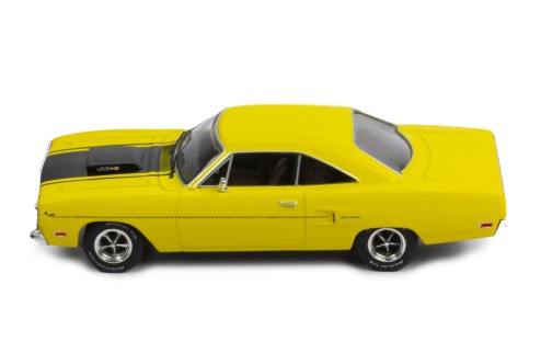 PLYMOUTH Road Runner 1970 Yellow