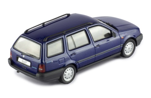 VOLKSWAGEN TOURAN 2010