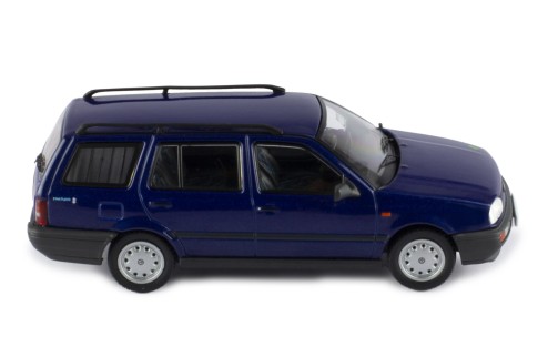 VOLKSWAGEN TOURAN 2010