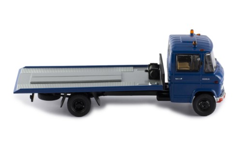 MERCEDES-BENZ L608 D Blue 1980