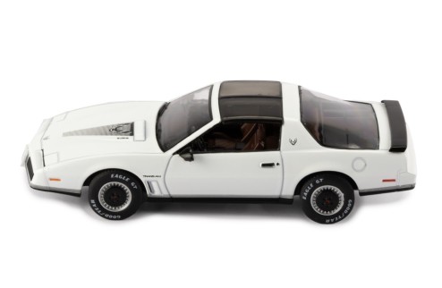 PONTIAC FIREBIRD 1982 Pearl White
