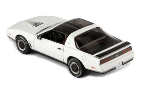 PONTIAC FIREBIRD 1982 Pearl White