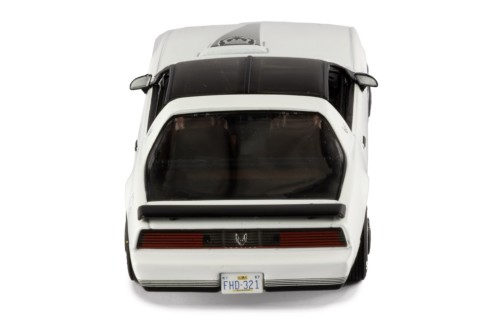 PONTIAC FIREBIRD 1982 Pearl White