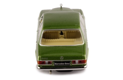 MERCEDES-BENZ 240D (W123) Metallic Green 1976 