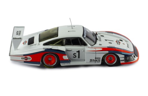 PORSCHE 935/78 "Moby Dick" #1 J.Mass - J.Ickx 6h Silverstone 1978