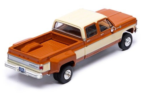Chevrolet K30 Crew Dab Dually 1975 - Grecian Bronze and Santa Fe Tan Deluxe Two-Tone