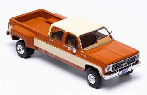 Chevrolet K30 Crew Dab Dually 1975 - Grecian Bronze and Santa Fe Tan Deluxe Two-Tone