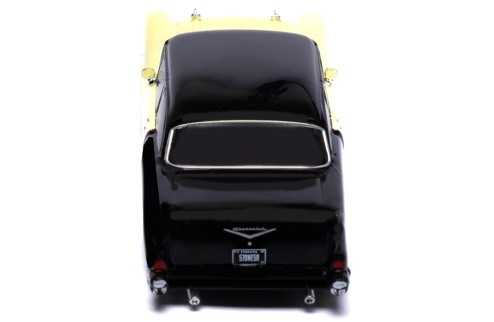 Chevrolet One-Fifty 1957 - Lowered - Colonial Cream and Onyx Black