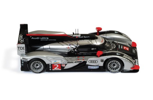AUDI R18 TDI #2 M.Fässler - A. Lotterer -B. Treluyer LMP1 Winner Le Mans 2011