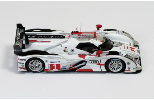 AUDI R18 E-TRON QUATTRO #1 M.Fässler - A.Lotterer - B.Tréluyer Winner 24H LE MANS 2012 LMP1