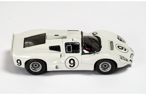 Chaparral 2D #9 P. Hill-J. Bonnier Le Mans 1966