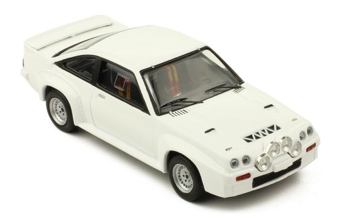 OPEL MANTA 400 Rally Specs 1986 White