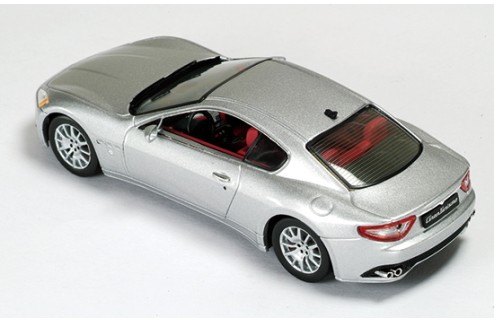 Maserati Granturismo 2007 Gray Touring (Red interiors)