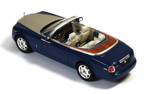Rolls-Royce Phantom Drophead Coupe 2007 Blue - Dark White interiors